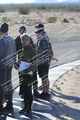 media/Jan-15-2026-Racers Edge (Thu) [[dfebeb70ab]]/1-Around the Pits-Track Walk/